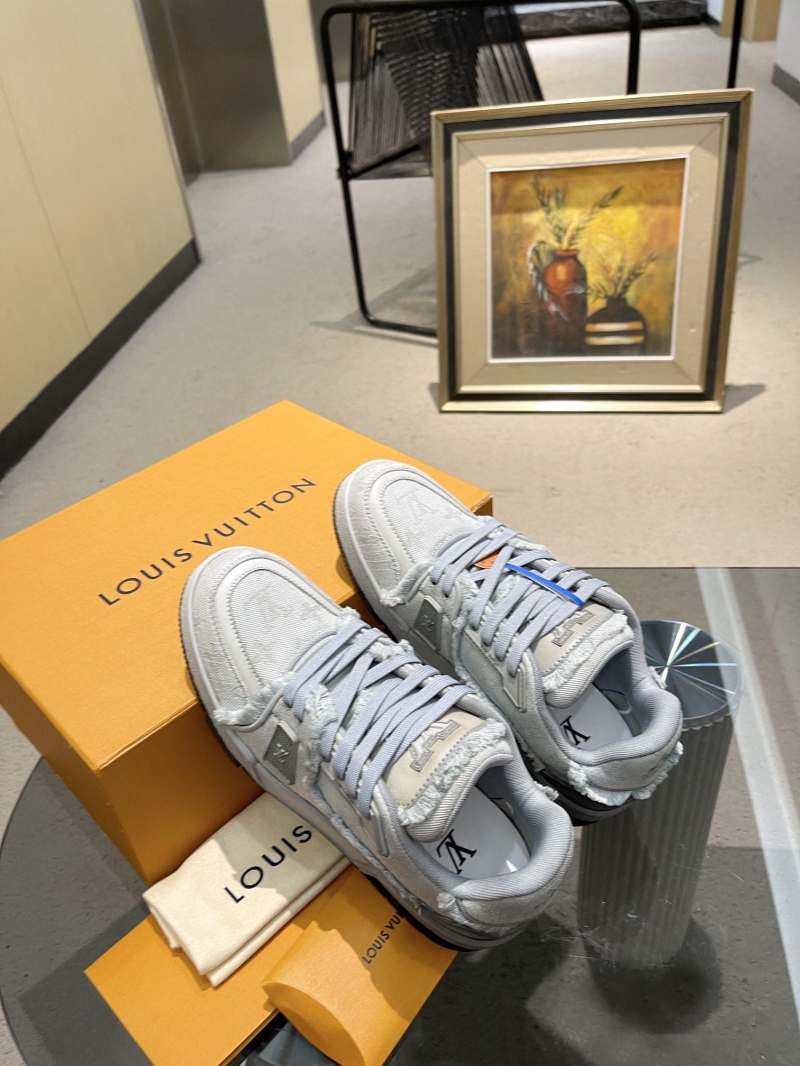 Louis Vuitton Sneakers